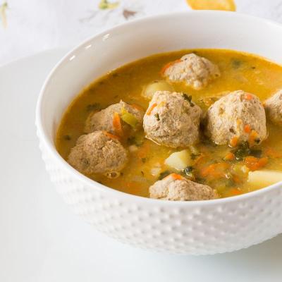 How to cook meatball soup: delicious step-by-step recipes