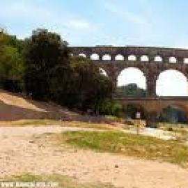 Pont du Gard akveduki - Qadimgi Rim merosi